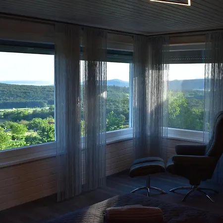 Apartment Panorama Borbirtok Mencshely