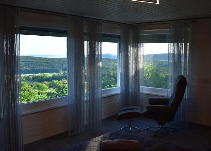 Apartamento Panoráma Borbirtok Mencshely